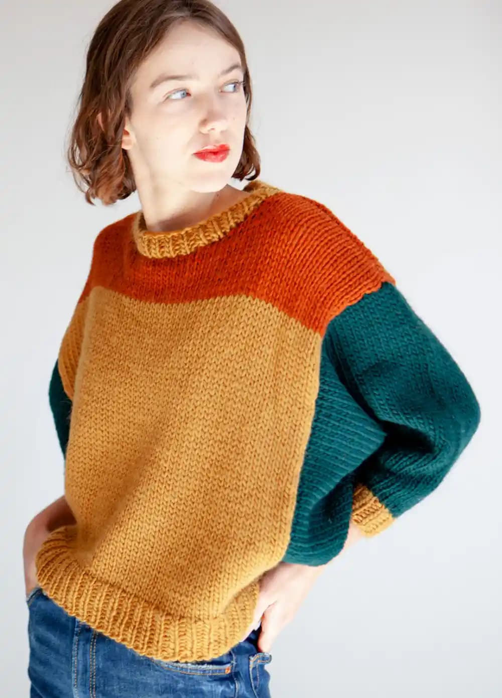 Renkli Kazak Modelleri: Moda Dünyasında Canlılık ve Stil Yansımaları