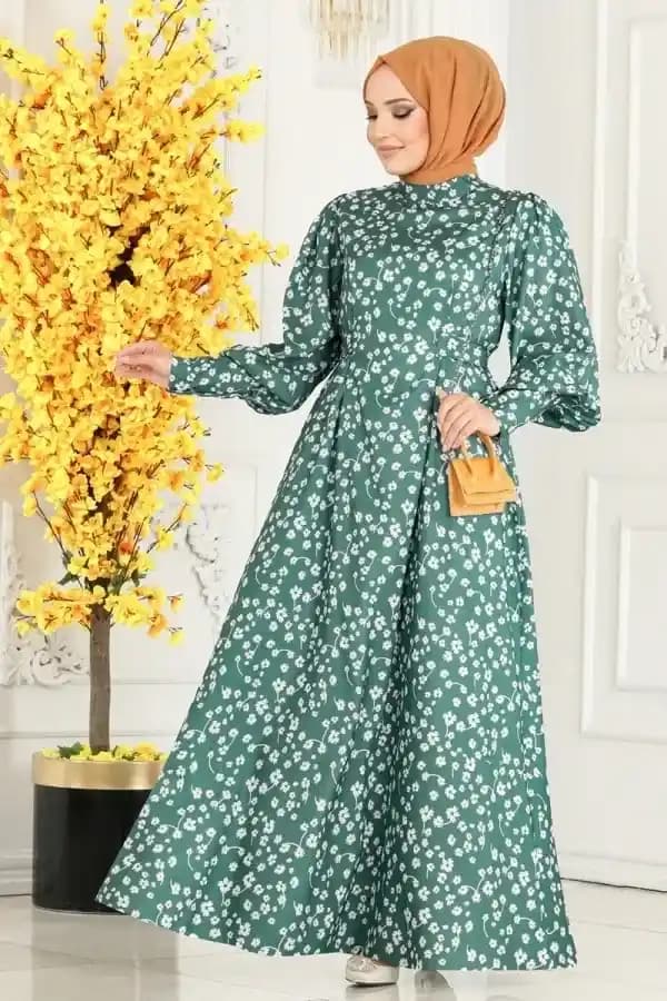 Tarz Günlük Elbiseler ve Tesettür Modelleri Hakkında Sınırlı Veri ile Değerlendirme