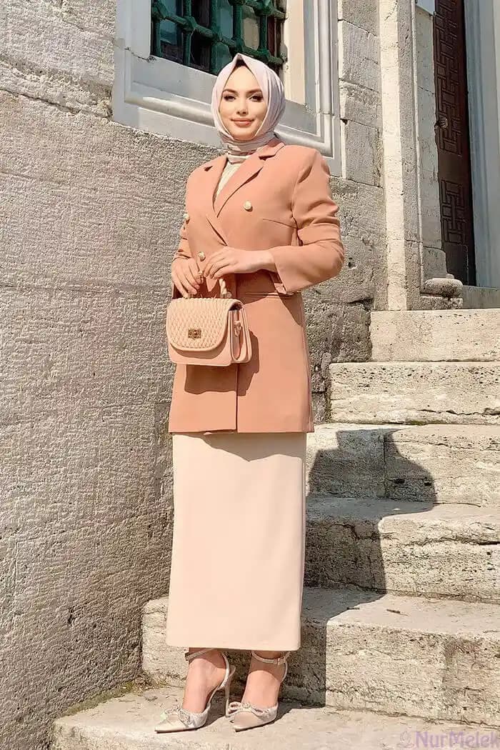 Touche Prive 2026 Tesettür Elbise ve Ceket Kombinleriyle Şıklık ve Rahatlık