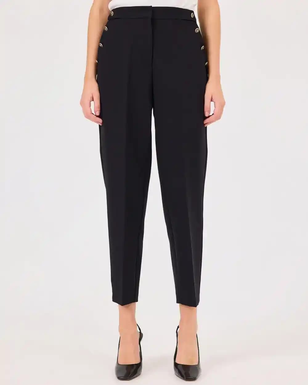 2024 Moda Trendleri ve Kombin İpuçlarıyla Şık Pantolon Seçenekleri