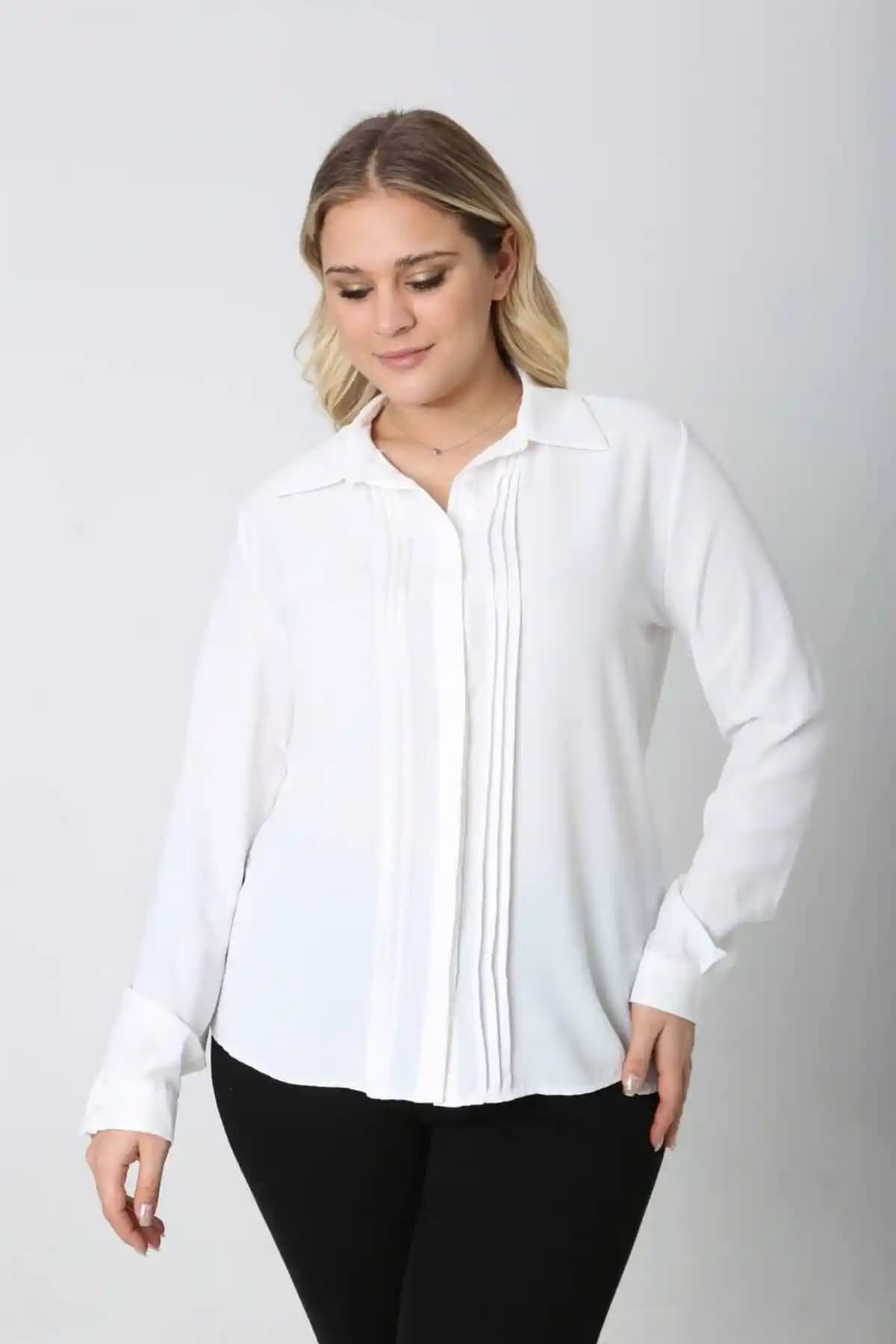 Bayan Gömlekleri Moda Trendleri ve Stil İpuçlarıyla Şıklığın Anahtarı