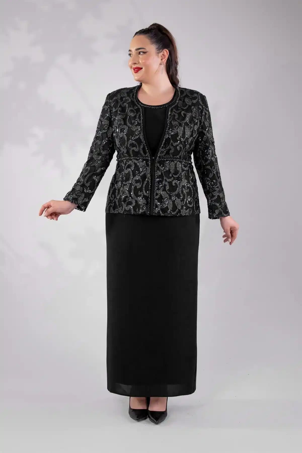 Büyük Beden Takım Elbise Trendleri ve Stil İpuçları ile Şıklığınızı Yansıtın