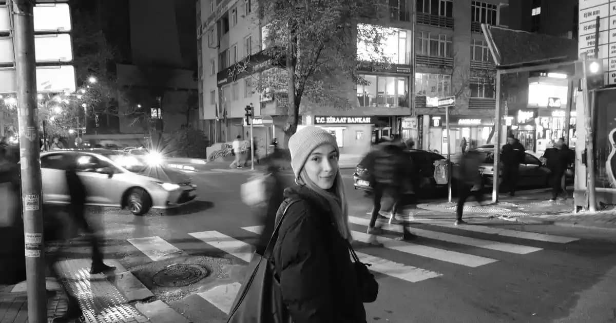 Çelik Erkek Kolyeleri: Modern Stil ve Dayanıklılığı Bir Arada Sunan Aksesuarlar