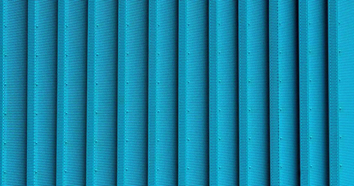 Çizgili Takım Elbise: Zamansız Şıklık ve Modern Stil Yansımaları