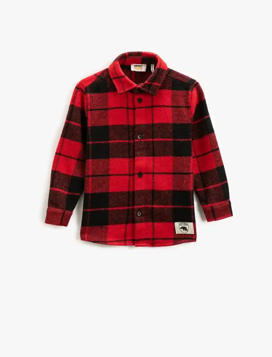 Çocuk Modasında Oduncu Gömlekler: Şıklık ve Rahatlığın Buluştuğu Trendler ve Kombin İpuçları