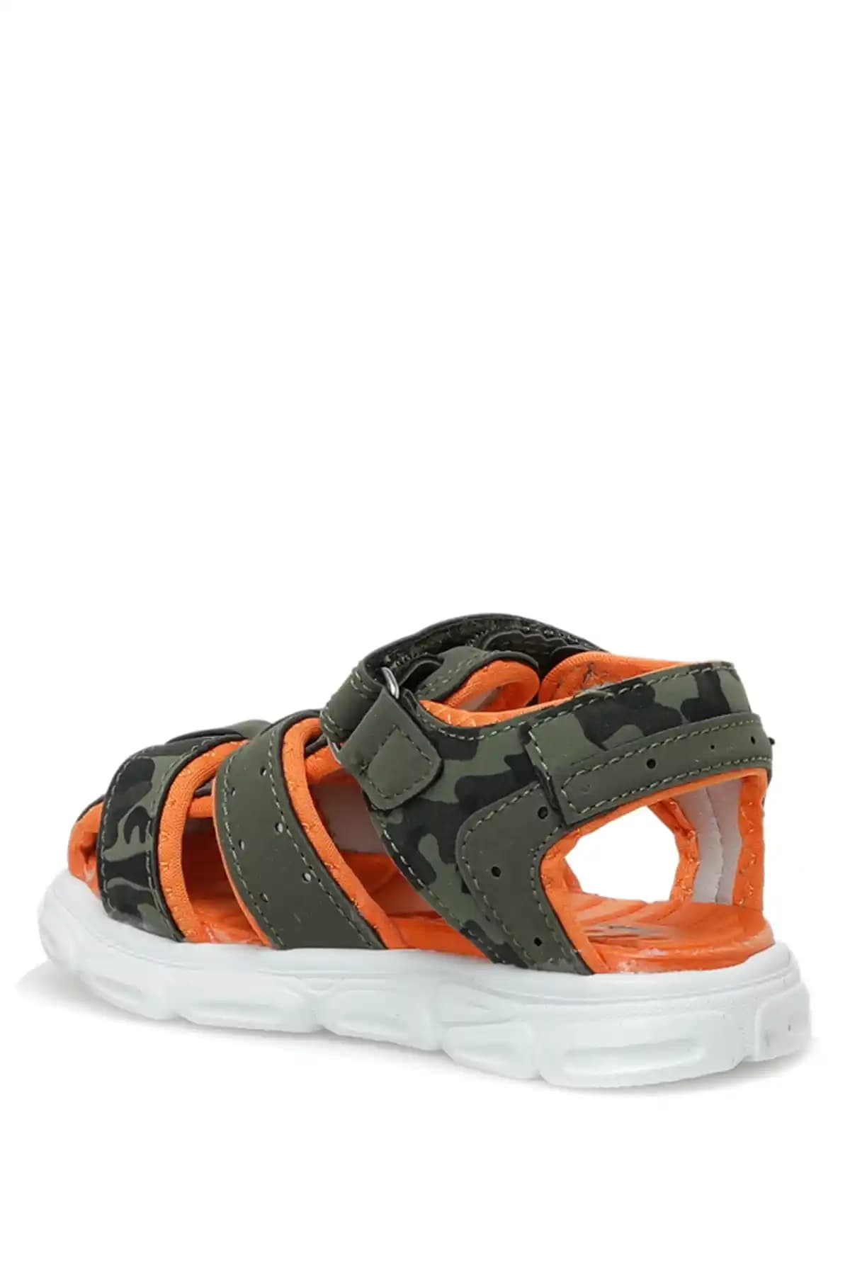 Çocuk Sandaletleri Moda ve Konforun Birleştiği Güncel Trendler ve Seçim İpuçları