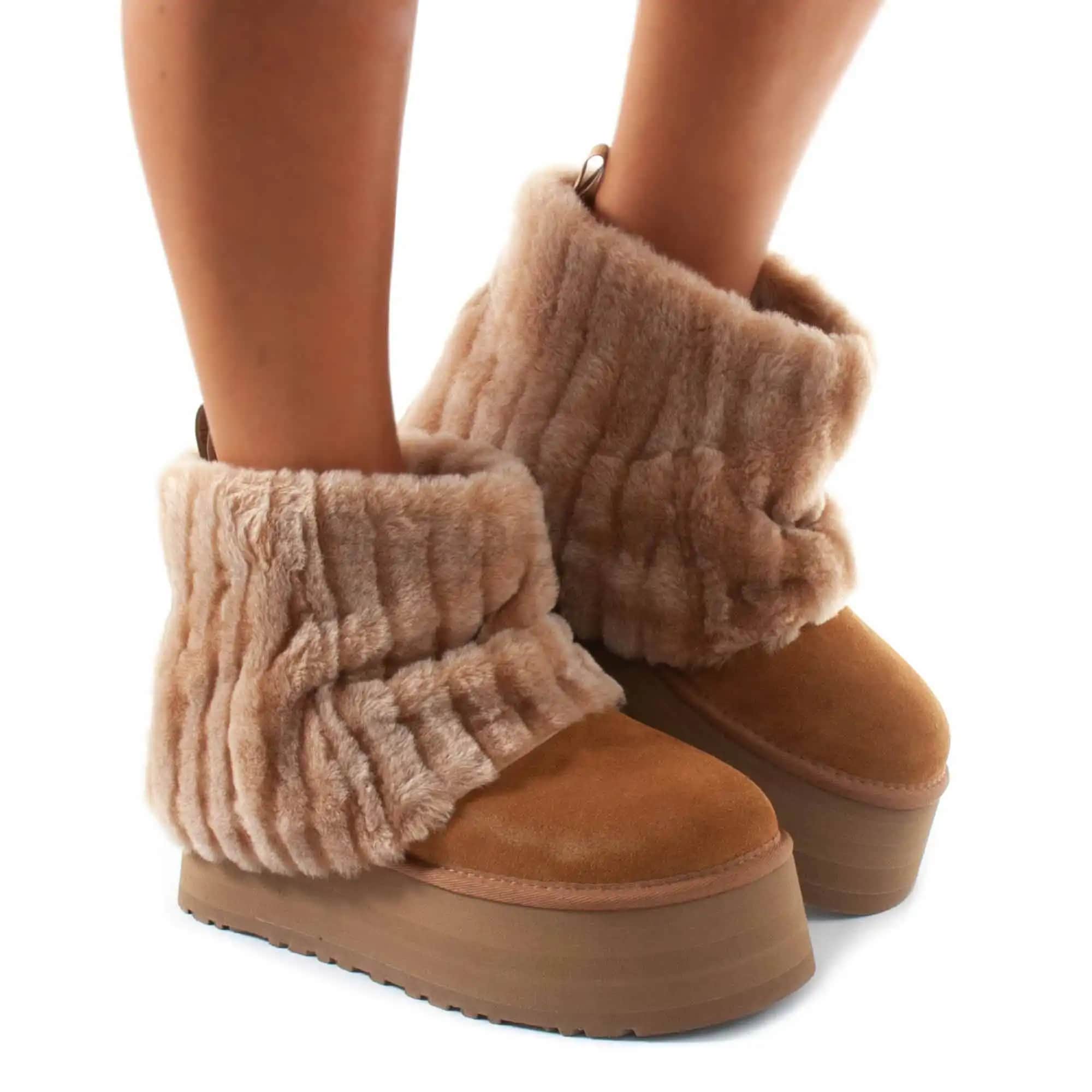Çoraplı Ugg Modelleri ve Stil İpuçlarıyla Kış Şıklığını Yakalayın