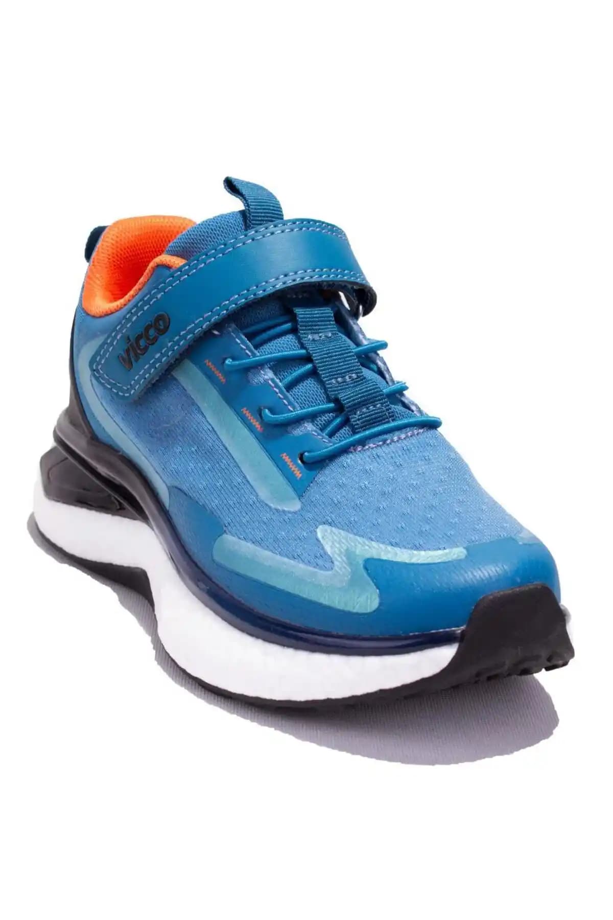 Erkek Çocukları İçin Ortopedik Ayakkabılar: Sağlık ve Moda Trendleri 2023