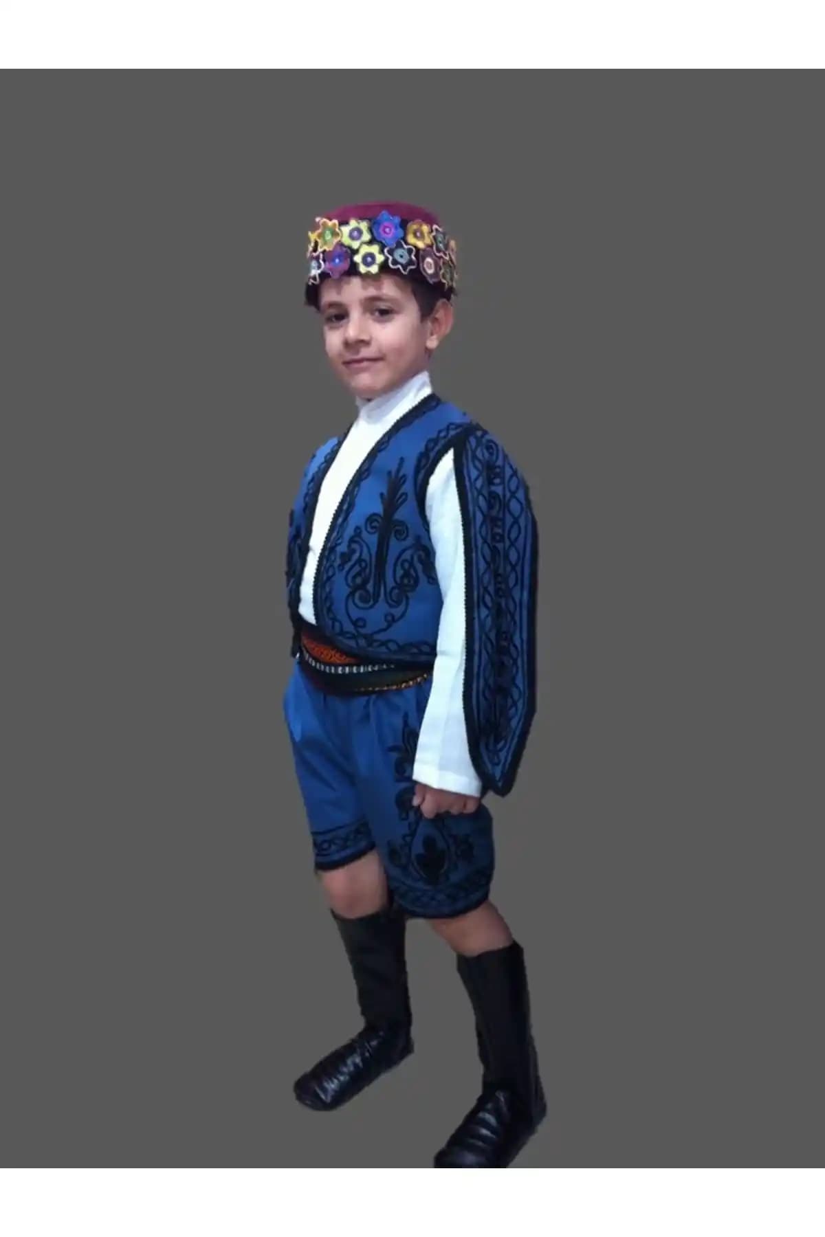 Erkek Kostümleri ve Moda Trendleri: Kendini İfade Etmenin Stil Yolu