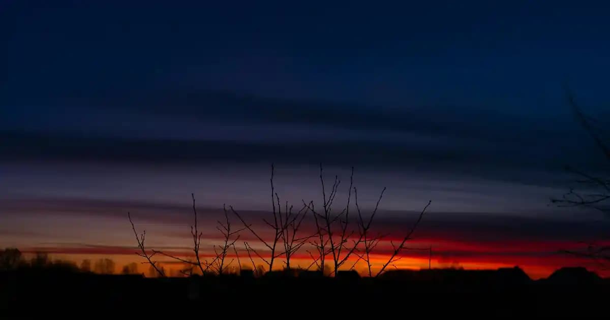 Erkekler İçin Oversize Jean Pantolon: Rahatlık ve Şıklığın Modern Buluşması