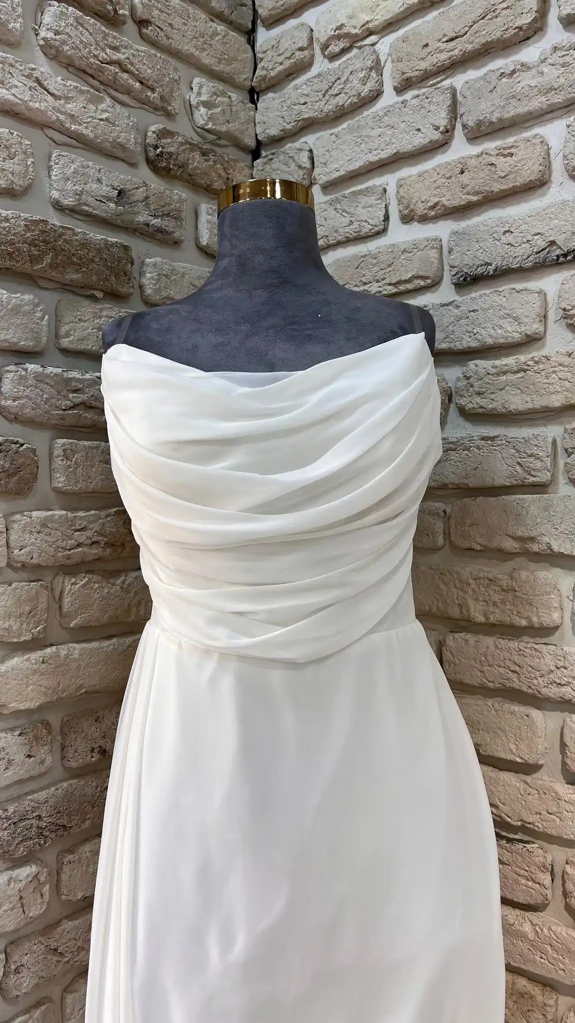 Erkekler İçin Söz Elbisesi Modası: Trendler ve Tasarım İpuçları