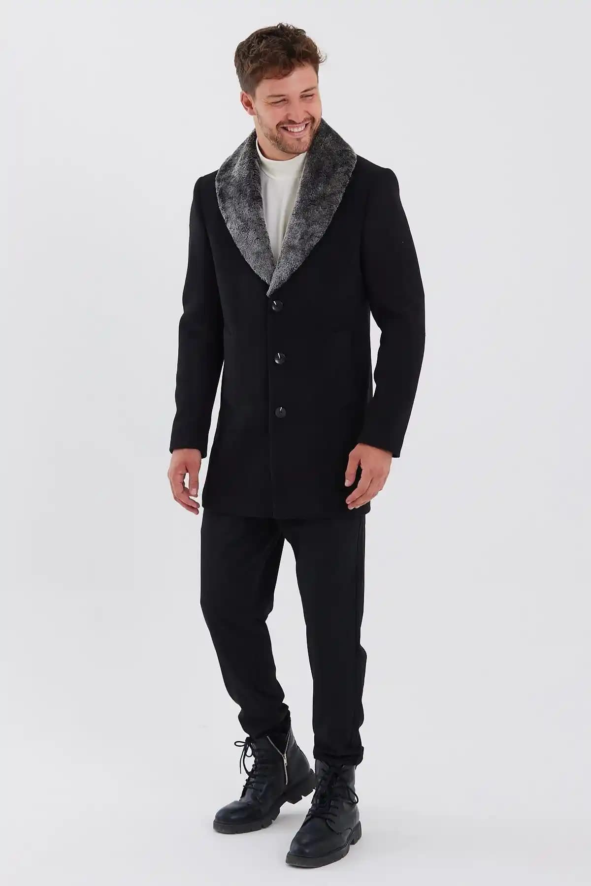 Erkekler İçin Yakası Kürklü Kabanlar: Kışın Şıklık ve Sıcaklık Dengesi Sağlayan Modeller