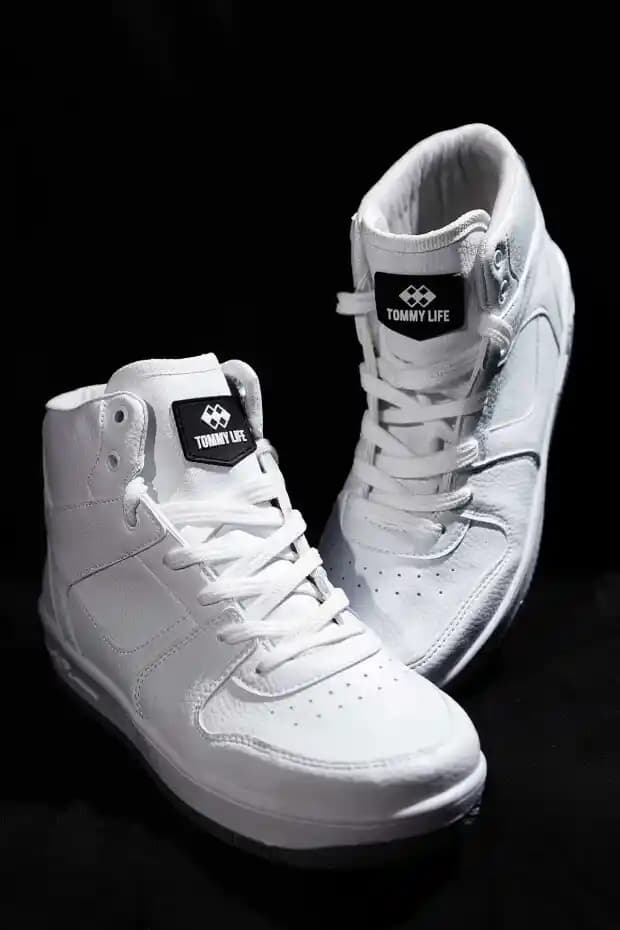 Erkekler İçin Yüksek Bilekli Spor Ayakkabılar: Moda ve Fonksiyonellik Bir Arada