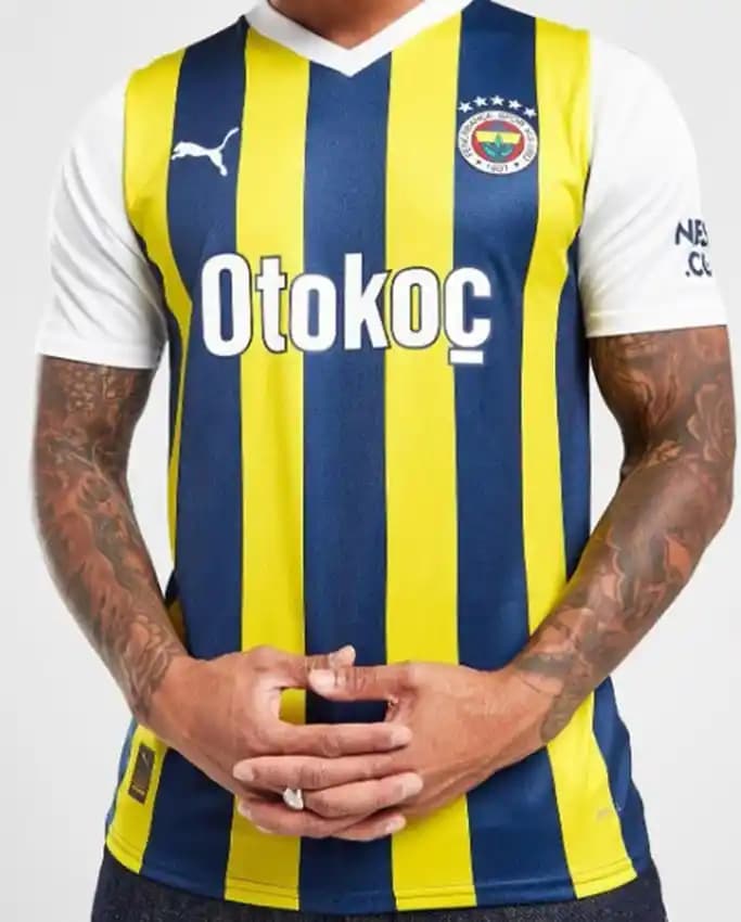 Fenerbahçe'nin Yeni Forması: Spor ve Moda Dünyasının Modern Buluşması