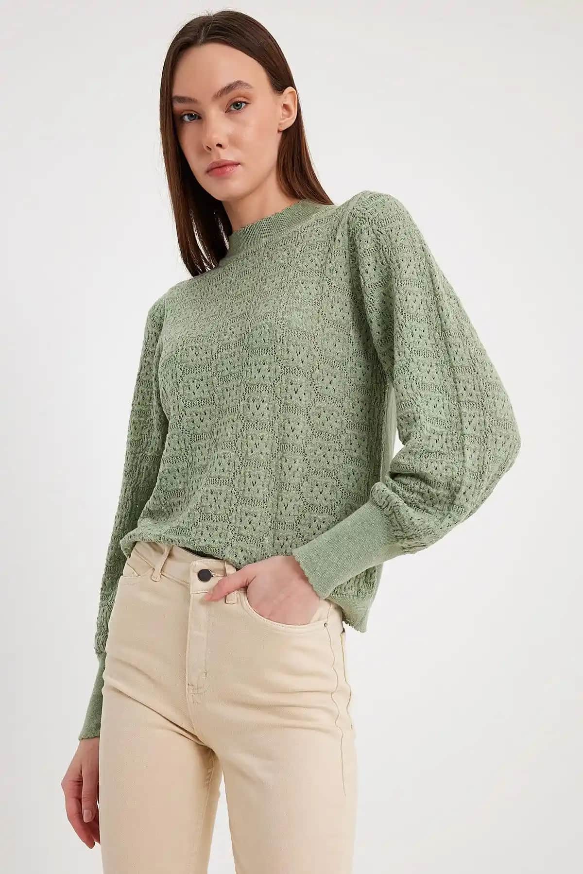 İnce Triko Kazaklar Moda Trendleri ve Kombinasyon Önerileri 2023