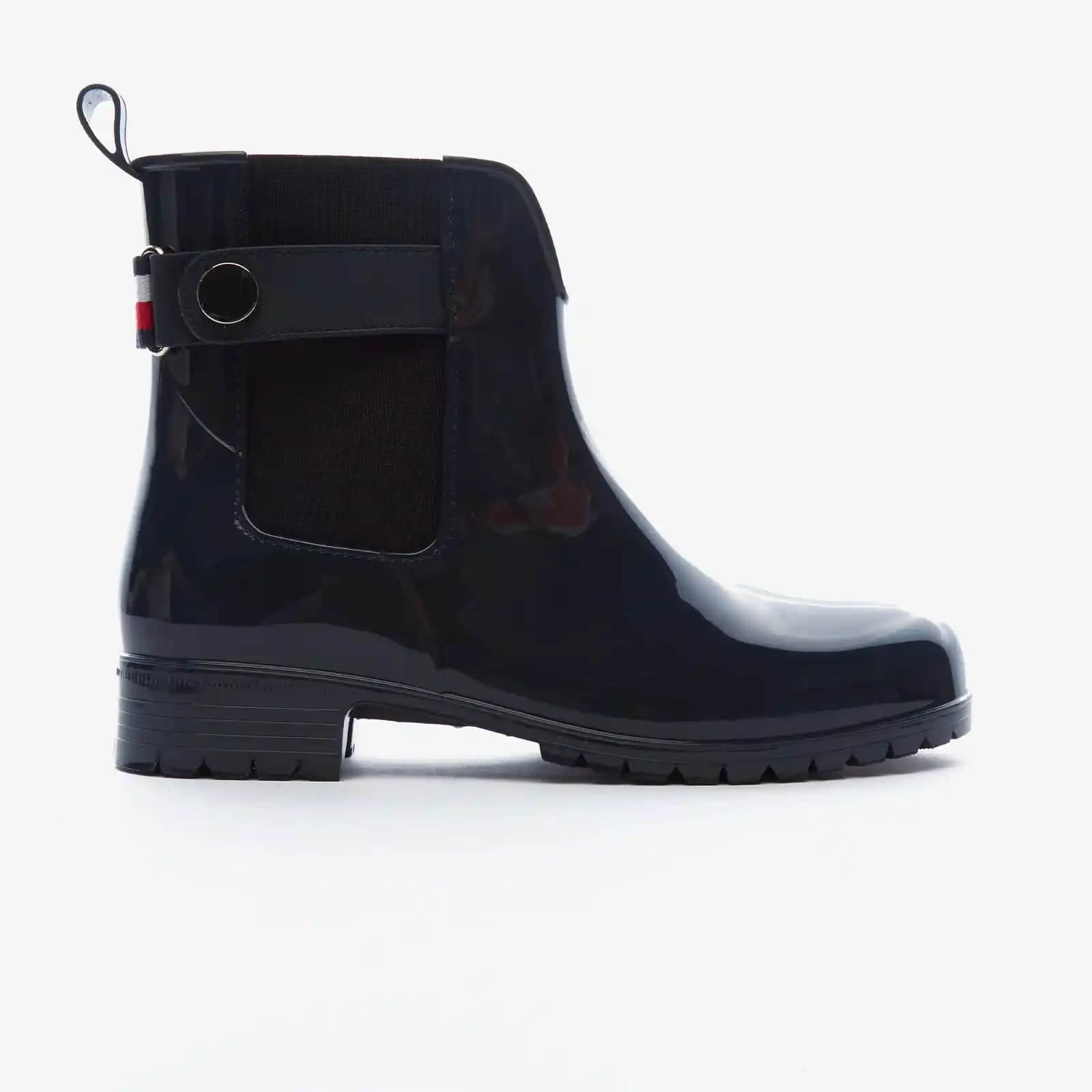 Kadın Çizme Modasında Güncel Trendler ve Stil İpuçları 2023