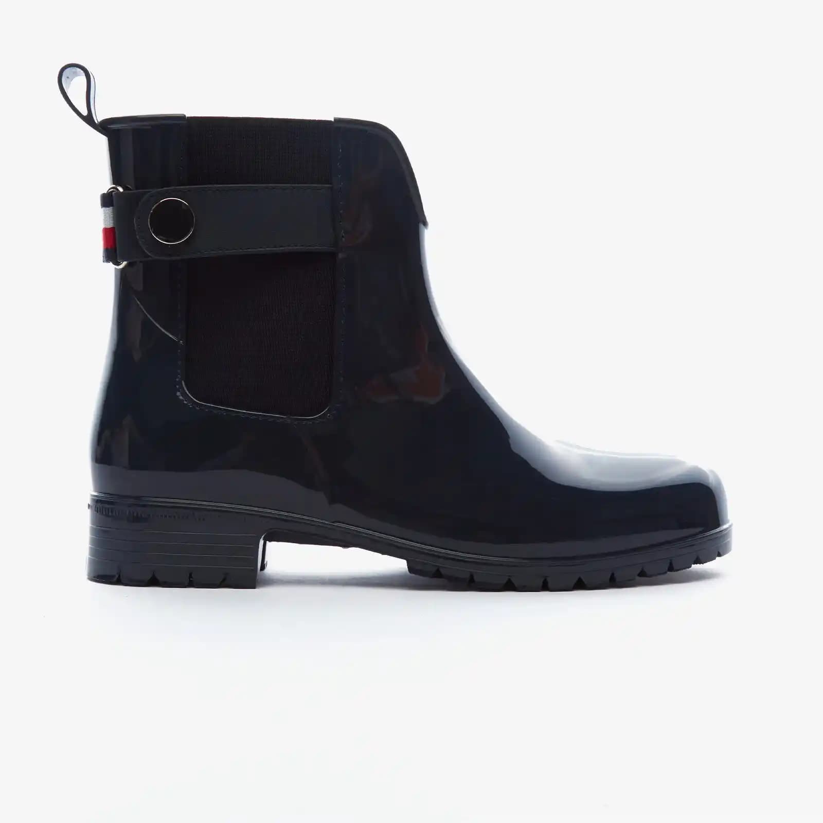 Kadın Çizme Modasında Güncel Trendler ve Stil İpuçları 2023