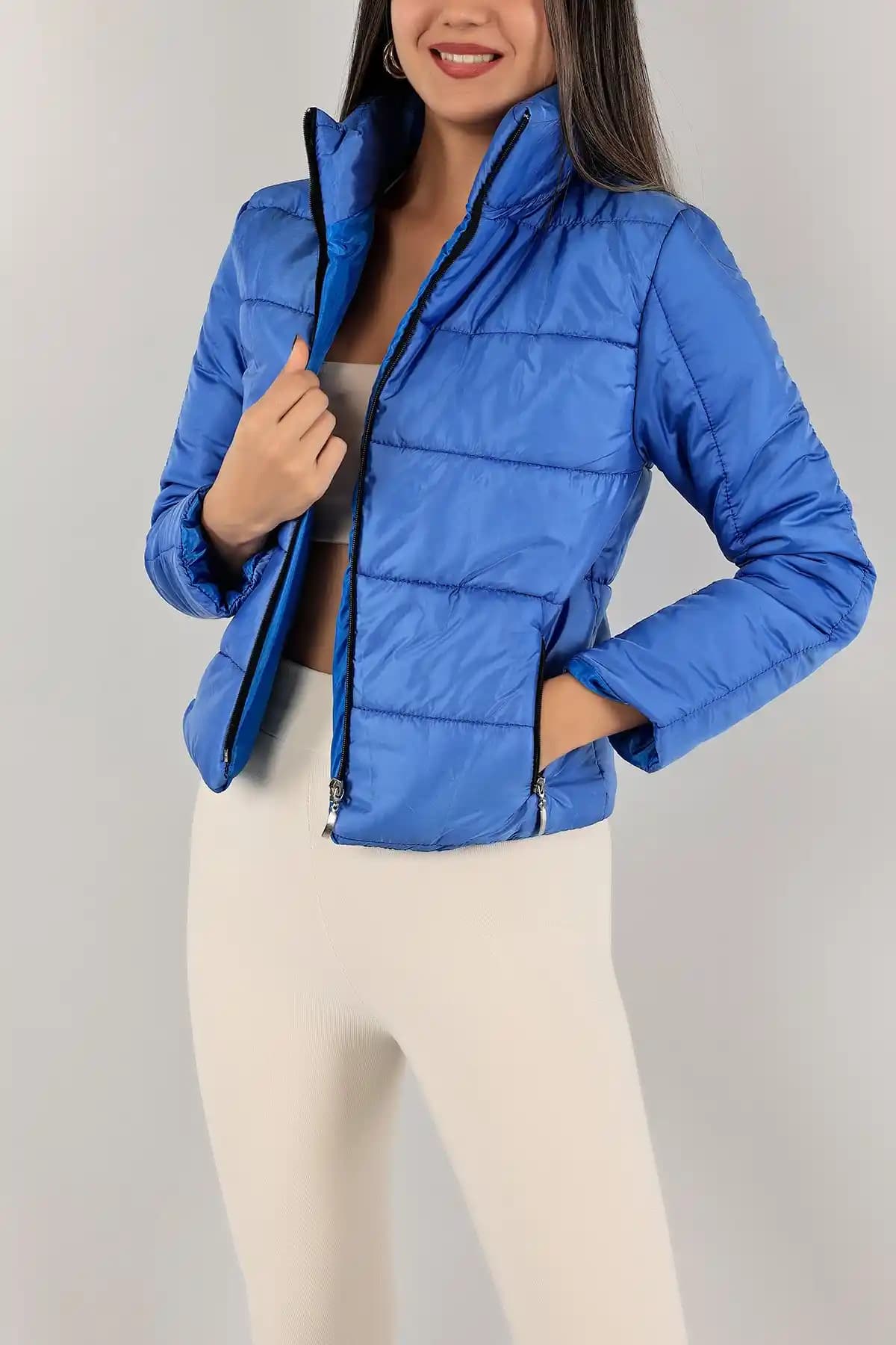 Kadınlar İçin Mavi Mont Seçenekleri ve Moda Trendleri 2023