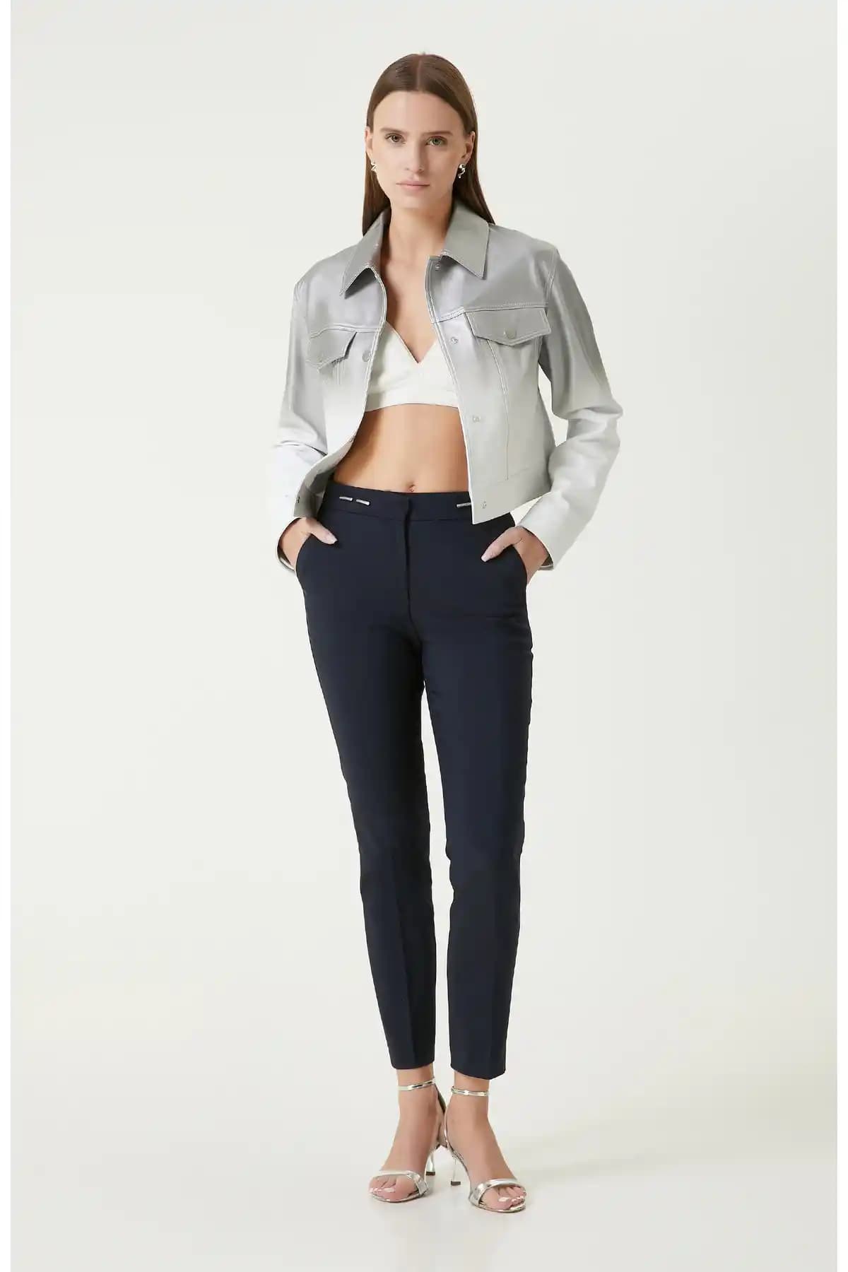 Kadınlar İçin Modern ve Şık Network Pantolonlar Moda Trendleri ve Kombinasyon İpuçları