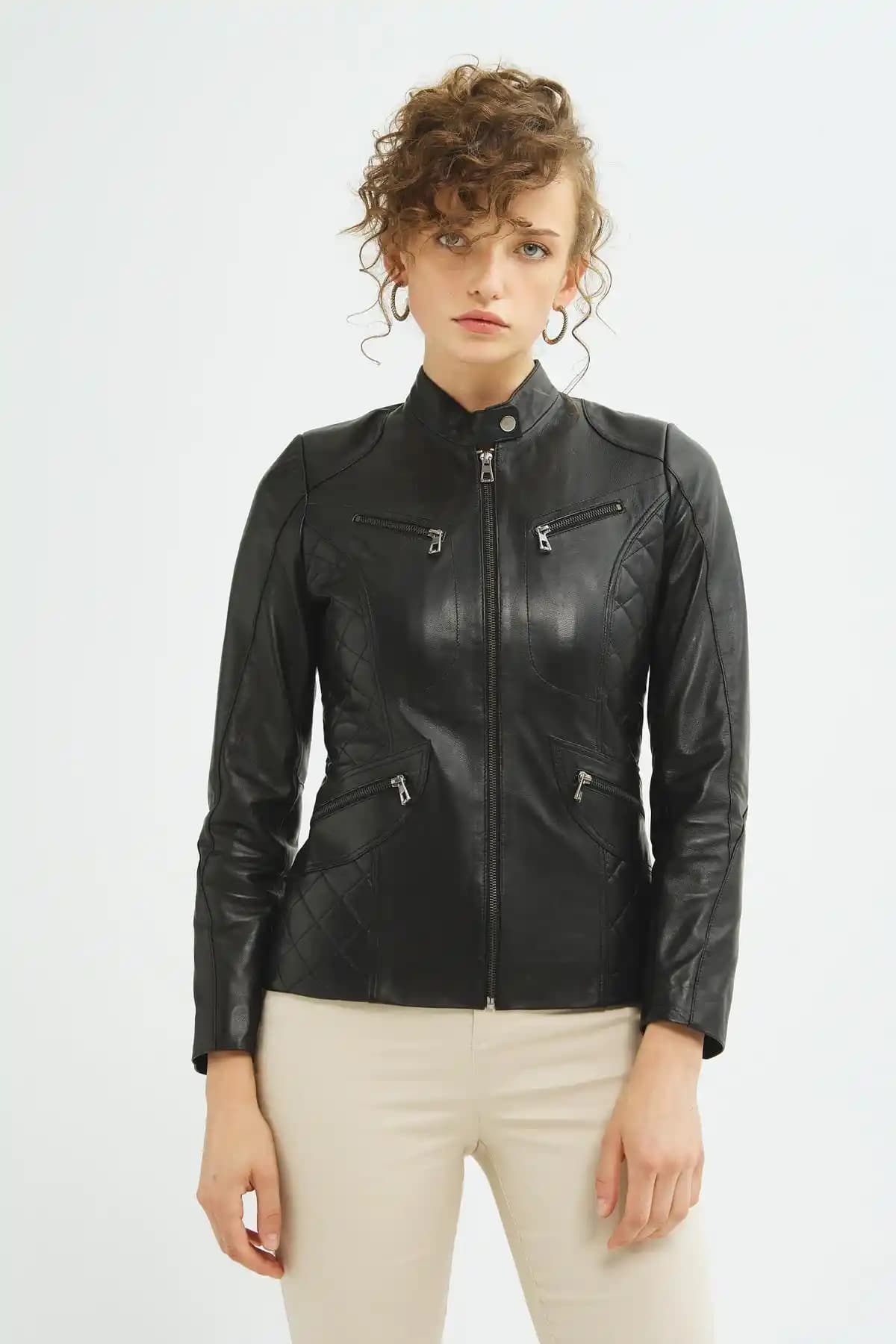 Kadınlar İçin Siyah Deri Mont: Moda Trendleri, Kombinasyonlar ve Bakım İpuçları