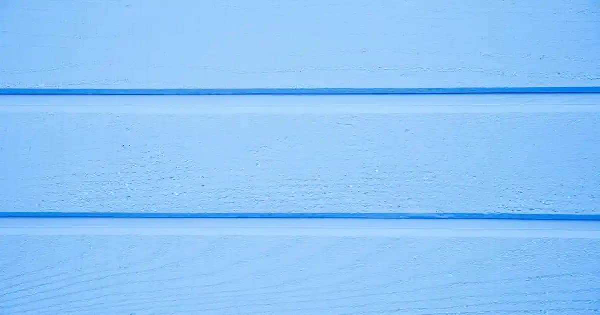 Kadınlar İçin Viskon Tişörtler: Şıklık ve Konforun Bir Arada Sunulduğu Güncel Moda Seçenekleri