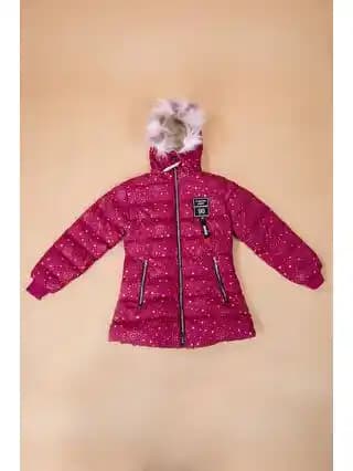 Kız Çocuk Montlarında Moda ve Fonksiyonelliğin Güncel Trendleri ve Seçim Rehberi