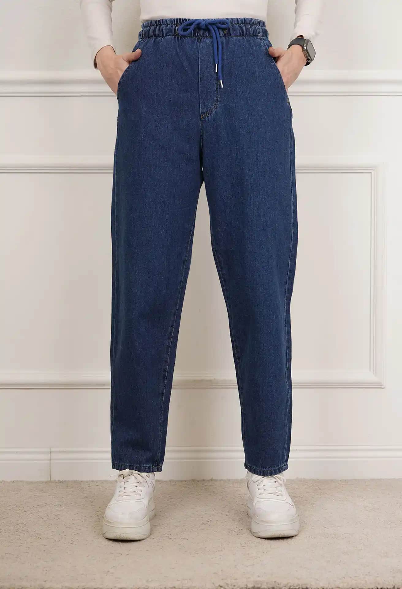 Lastikli Kot Pantolon Trendleri ve Kombinasyon İpuçları 2023