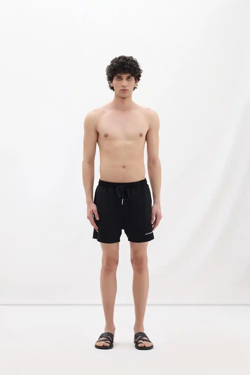 Les Benjamins Mayo Koleksiyonu: Sokak Modasının Modern ve Renkli Yansıması