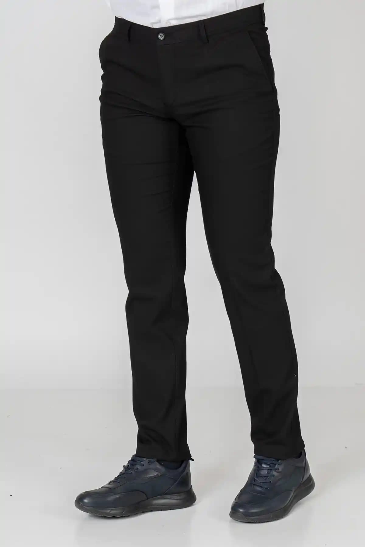 Likralı Keten Pantolon: Rahat ve Şık Günlük ve İş Kombinleri İçin Uygun Seçenekler