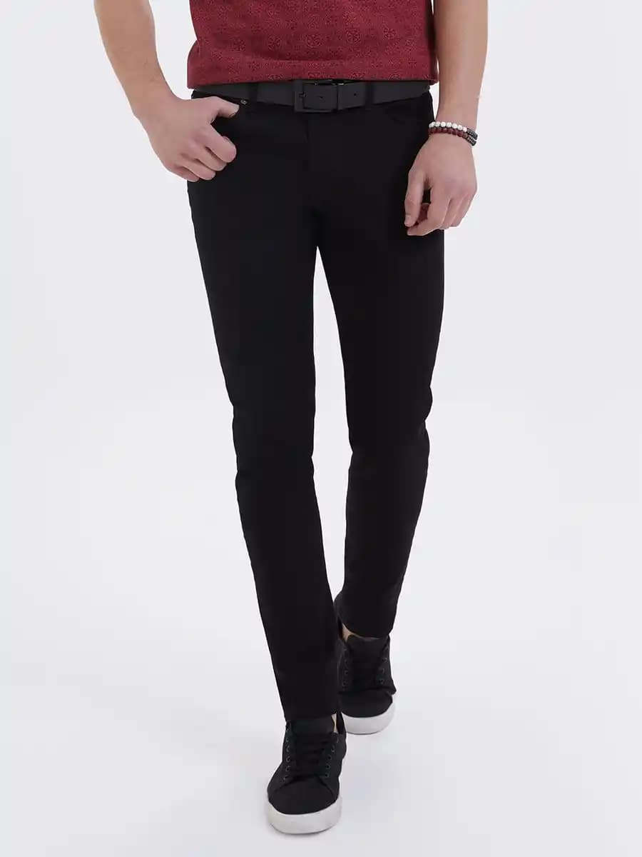 Loft Ricardo Erkek Pantolonları: Şıklık ve Konforu Bir Arada Sunan Modern Tasarımlar