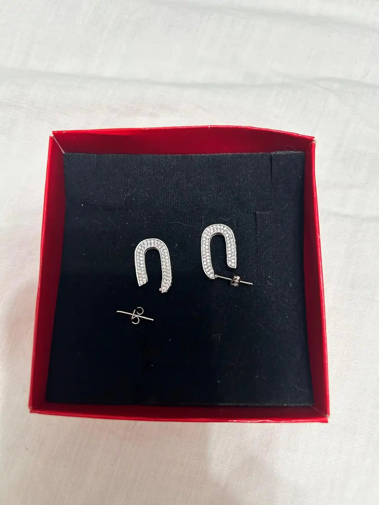 Loop Aksesuar Nedir ve Moda Dünyasında Nasıl Kullanılır Detaylı Rehber