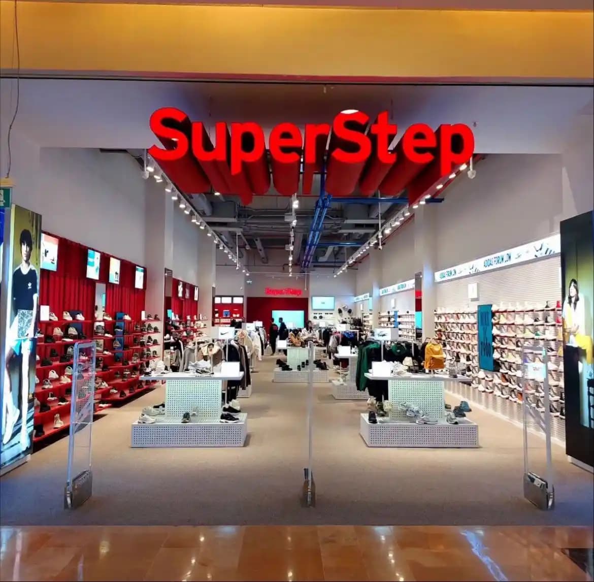 Maltepe Piazza Superstep ile Moda ve Mekanın Modern Buluşması Rehberi