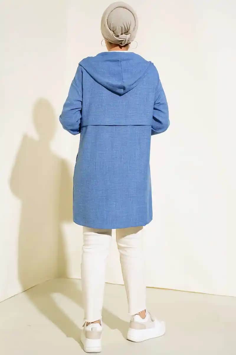 Mavi Dış Giyim Trendleri ve Stil İpuçları: Zamansız Şıklık ve Fonksiyonellik