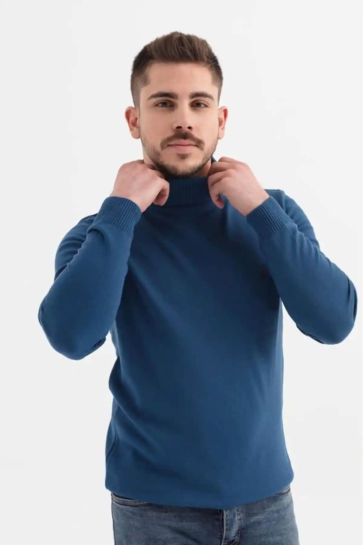 Mavi Erkek Kazakları: Moda Trendleri ve Stil İpuçlarıyla Şıklığın Anahtarı