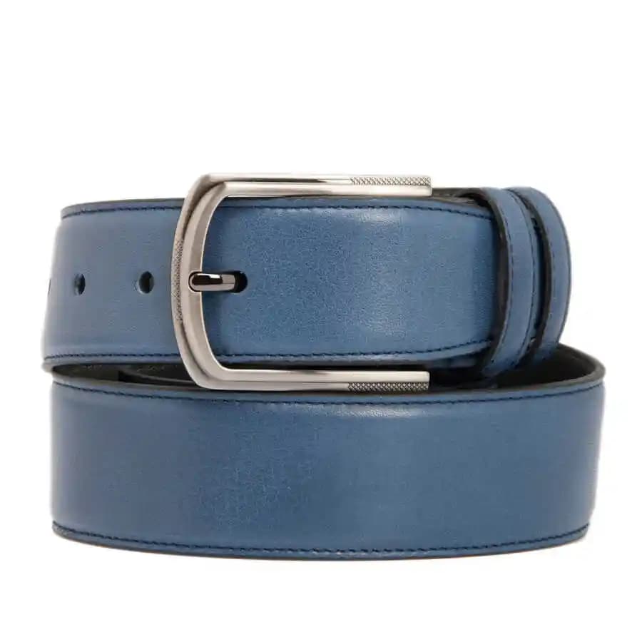 Mavi Erkek Kemerleri Moda ve Fonksiyonelliği Bir Arada Sunan Şık Detaylar