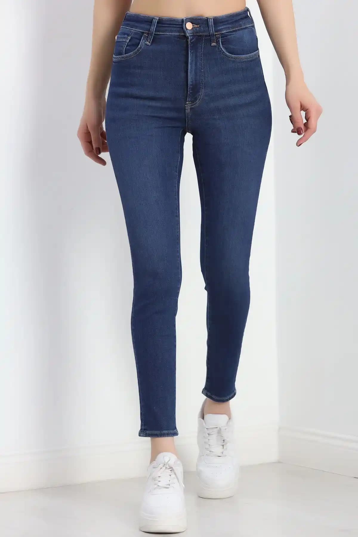 Mavi Marka Kot Pantolon: Moda Trendleri ve Stil Rehberi 2024