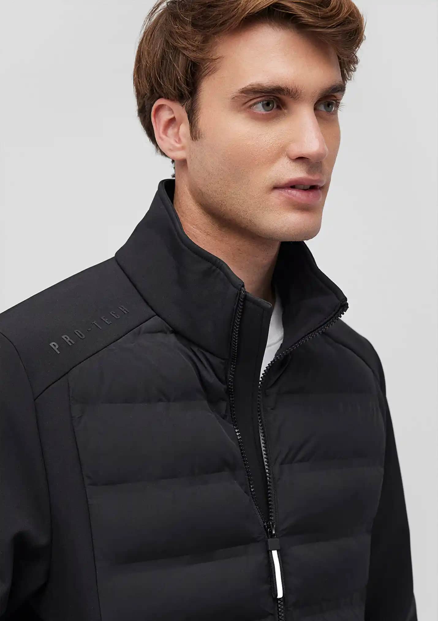 Mavi The Original Superior: Kalite ve Şıklığın Modern Moda İkonu