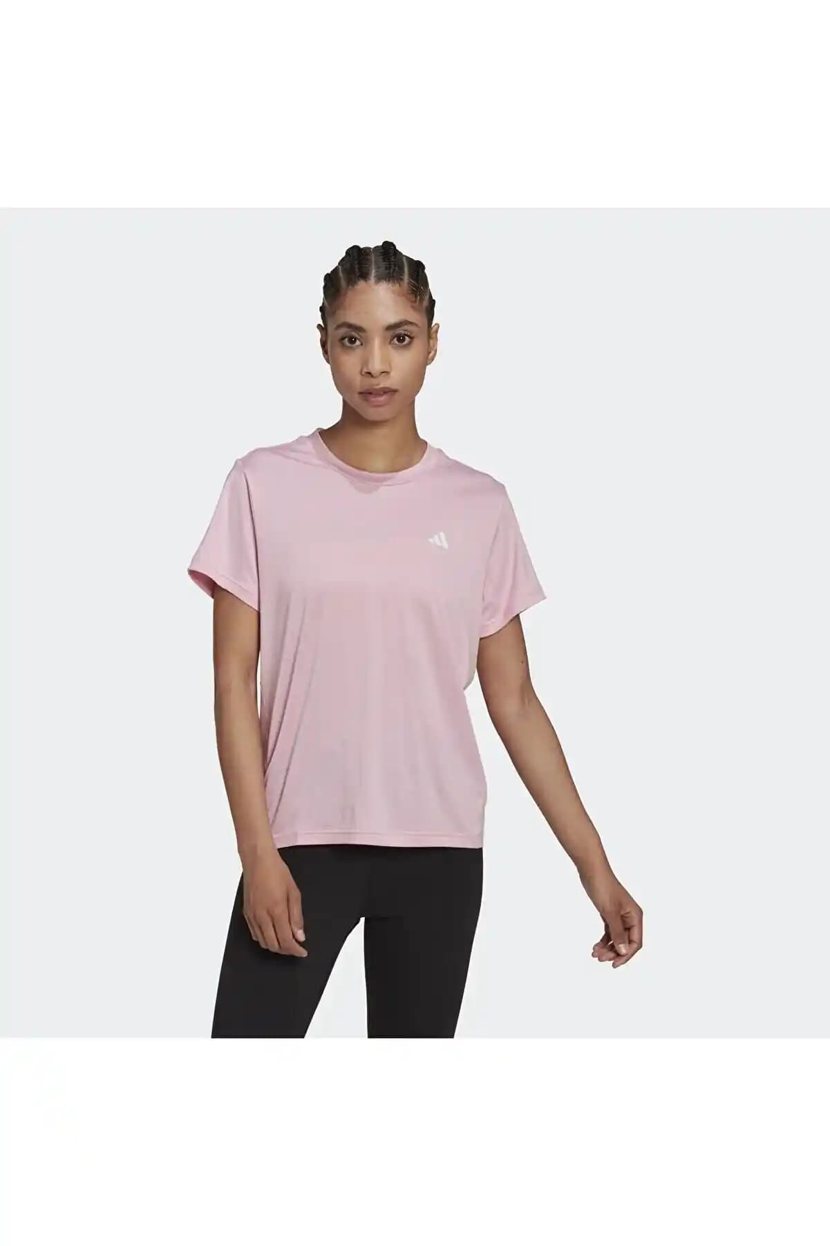 Minimal Tişörtler: Zamansız ve Çok Yönlü Moda Parçaları Hakkında Detaylı Bilgi