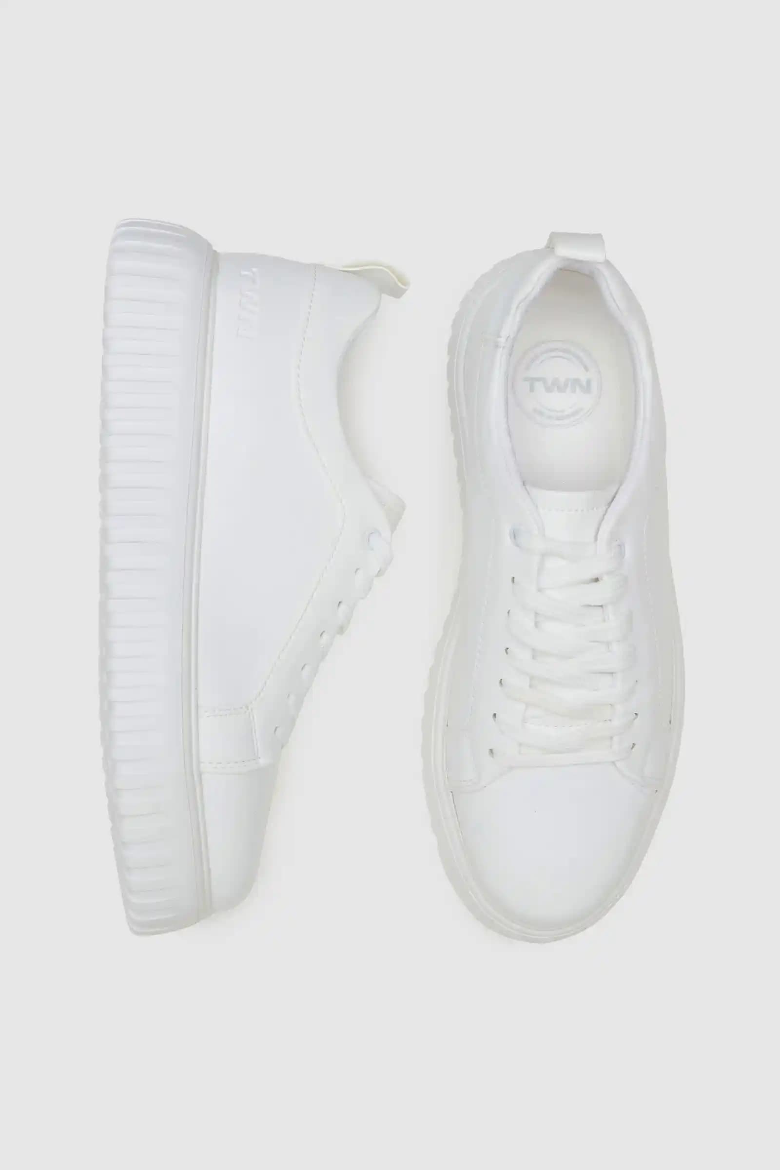 Moda Dünyasında Ayakkabının Yeri ve Trendler ile Seçim Kriterleri