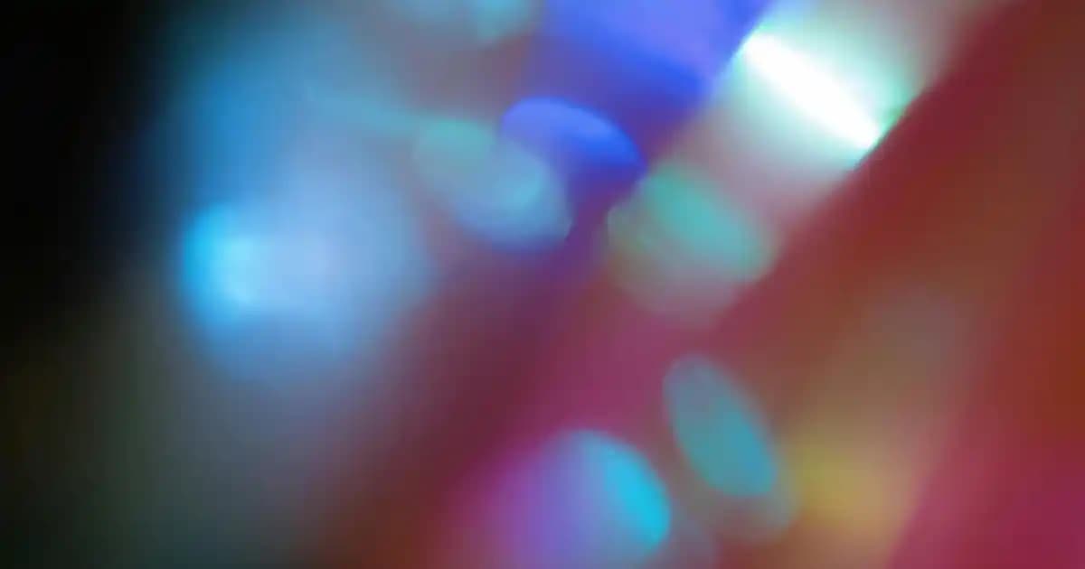 Moda Dünyasında Çakma Gözlüklerin Yeri ve Etkileri Analizi