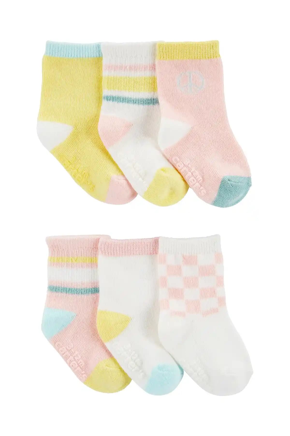 Moda Dünyasında Çorap Setleri: Stil ve Konforun Uyumlu Buluşması