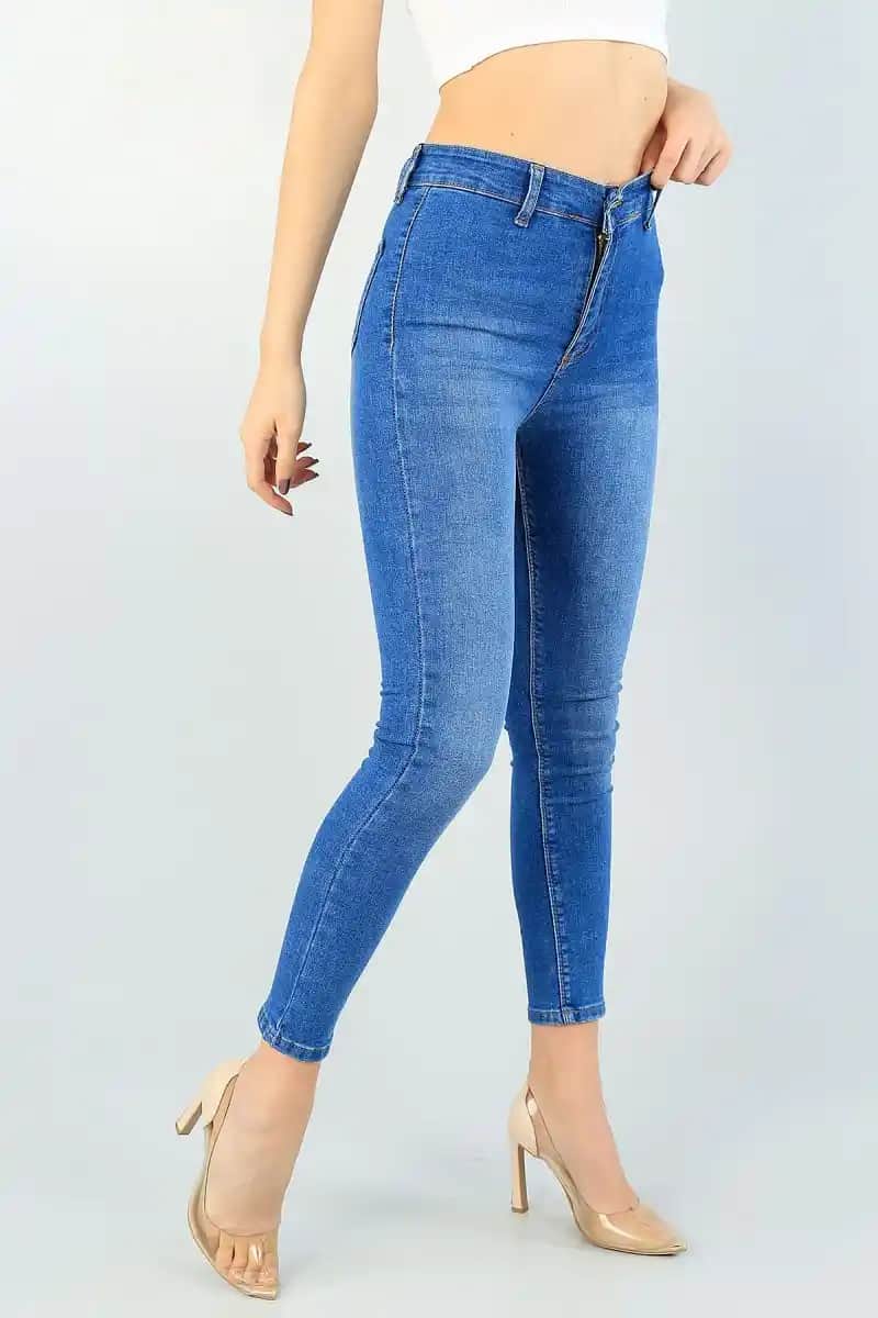 Moda Dünyasında En Popüler Pantolon Modelleri ve Stil İpuçları