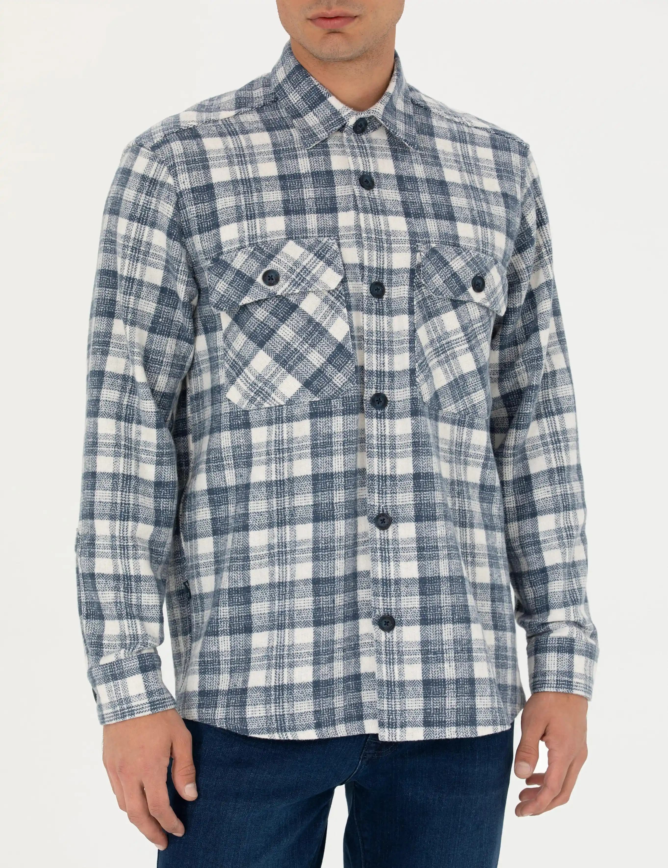 Moda Dünyasında Network Oduncu Gömlek: Şıklık ve Rahatlığın Buluşma Noktası