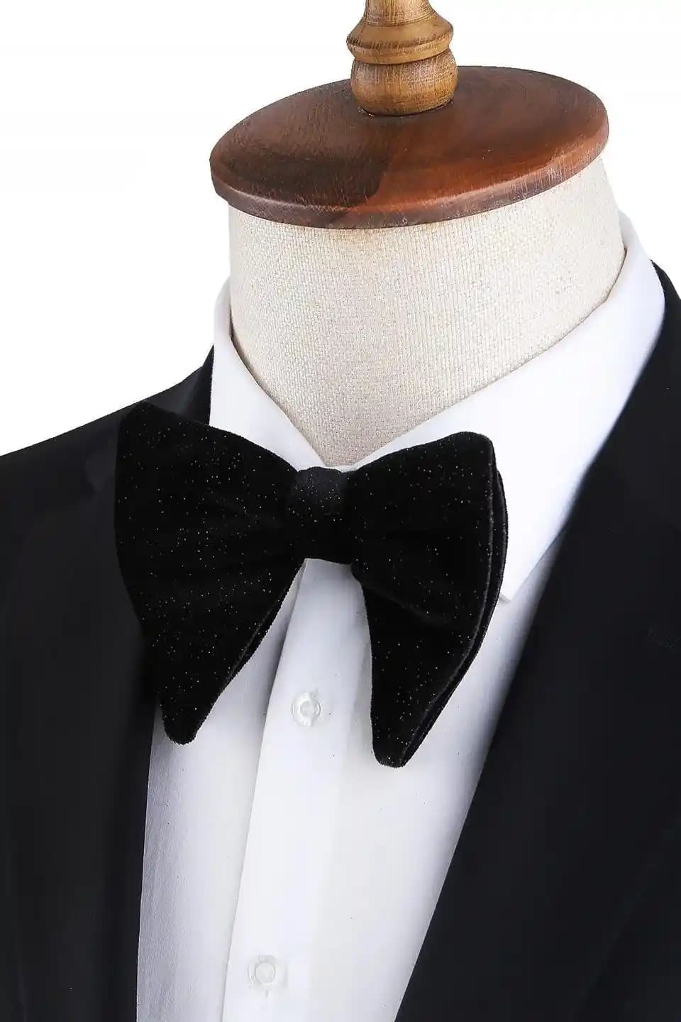 Moda Dünyasında Papyon Modelleri: Klasik ve Modern Tasarımlarla Şıklığı Yansıtın