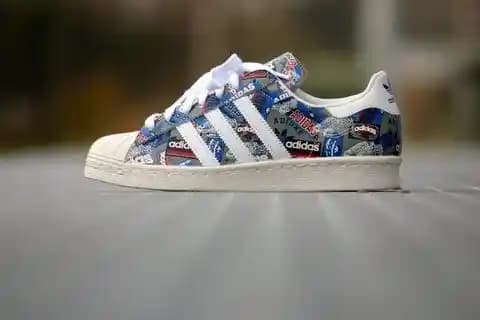 Moda Dünyasında Renkli Süperstarlar ve Kendinizi İfade Etmenin Gücü