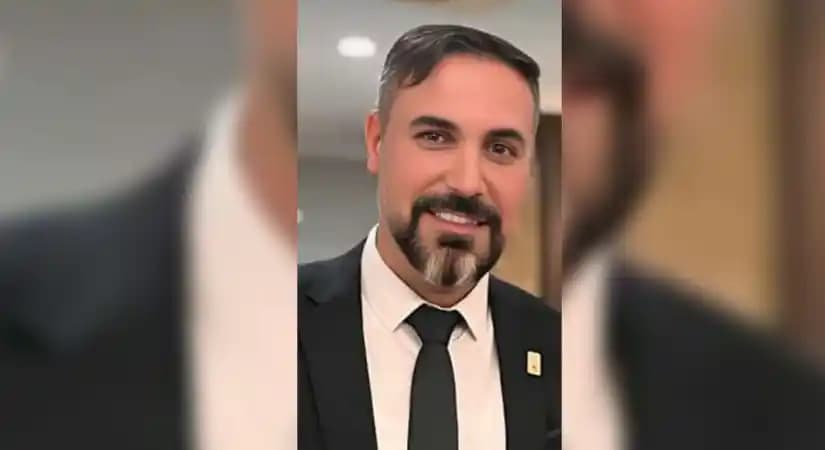 Moda Dünyasında Yeni Trend Mat Triko: Şıklık ve Rahatlığın Buluştuğu Giyim Parçası