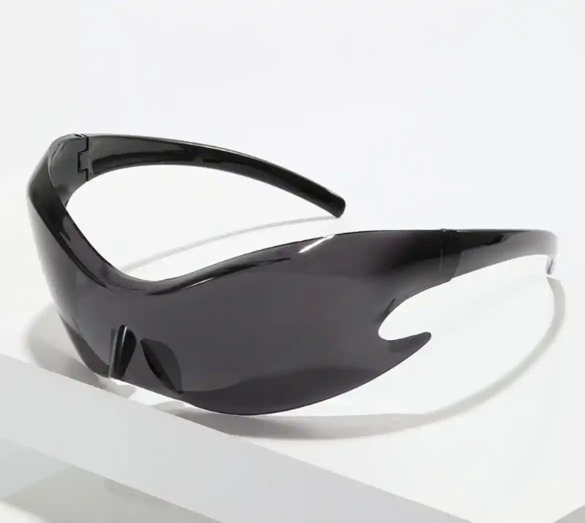 Moda ve Teknolojinin Buluştuğu Nokta: Techno Gözlükler ve Moda Dünyasındaki Yeri