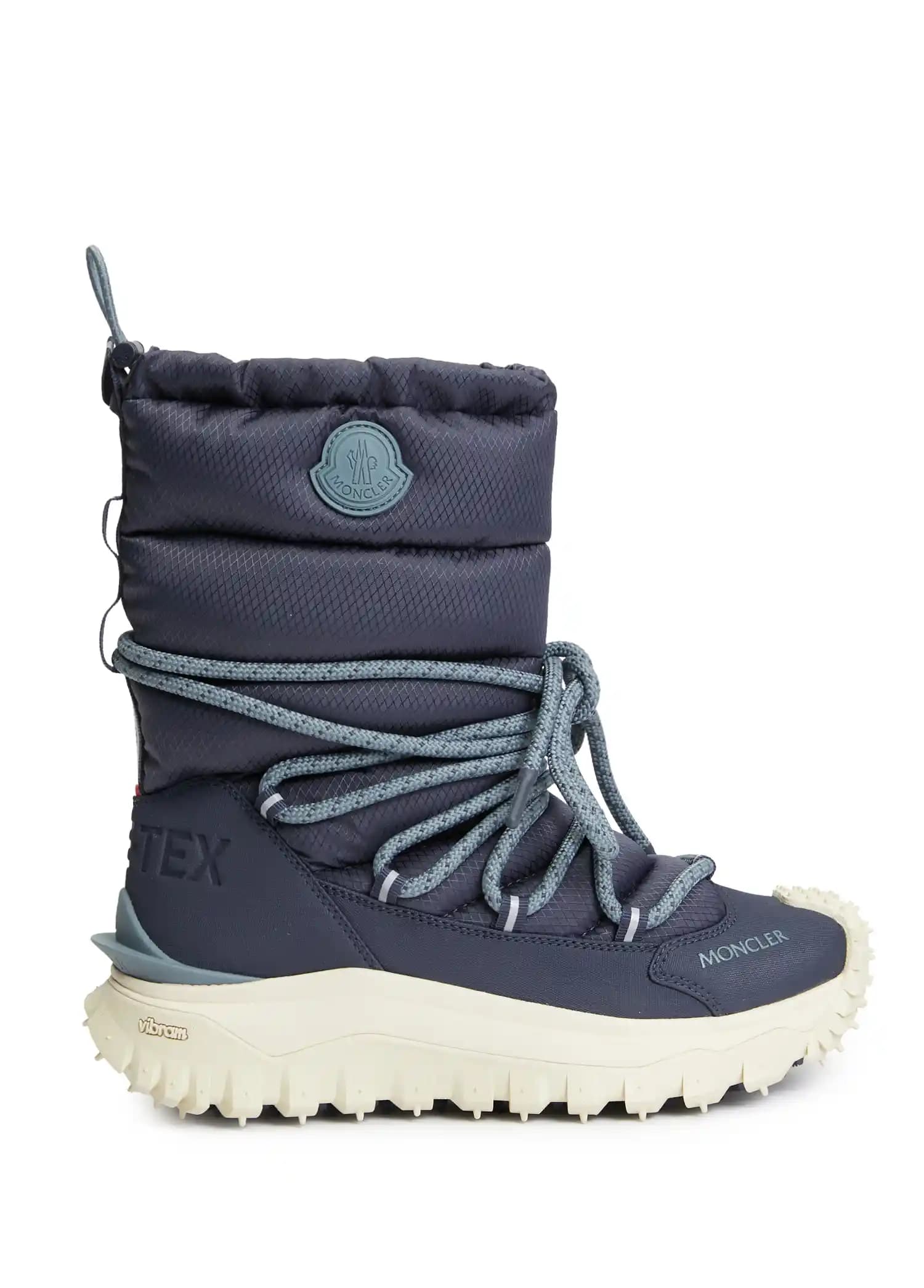 Moncler Botlar: Moda ve Fonksiyonelliği Birleştiren Şık Kış Ayakkabıları