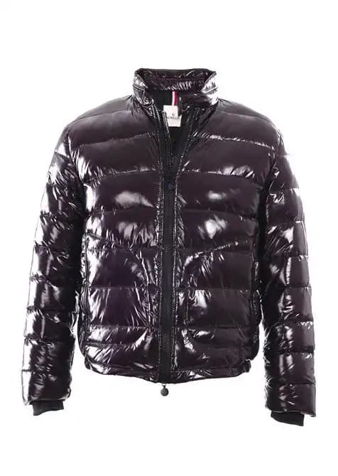 Moncler Ceketler: Moda ve Fonksiyonelliğin Birleştiği Şık ve Dayanıklı Kış Giyim Seçeneği