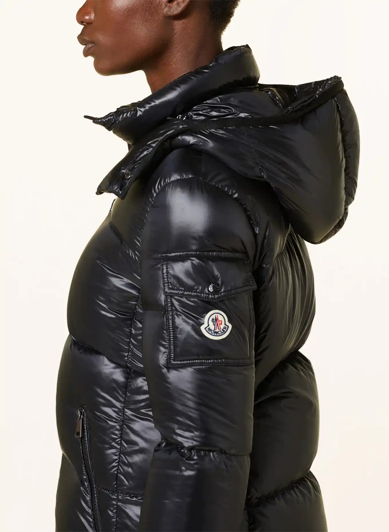 Moncler Puffer Ceketler: Moda ve Fonksiyonelliğin En İyi Birleşimi
